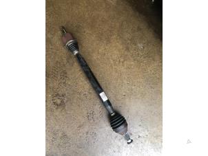 Used Front drive shaft, right Audi A1 (8X1/8XK) 1.4 TFSI 16V 125 Price € 100,00 Margin scheme offered by Autorecycling Bart