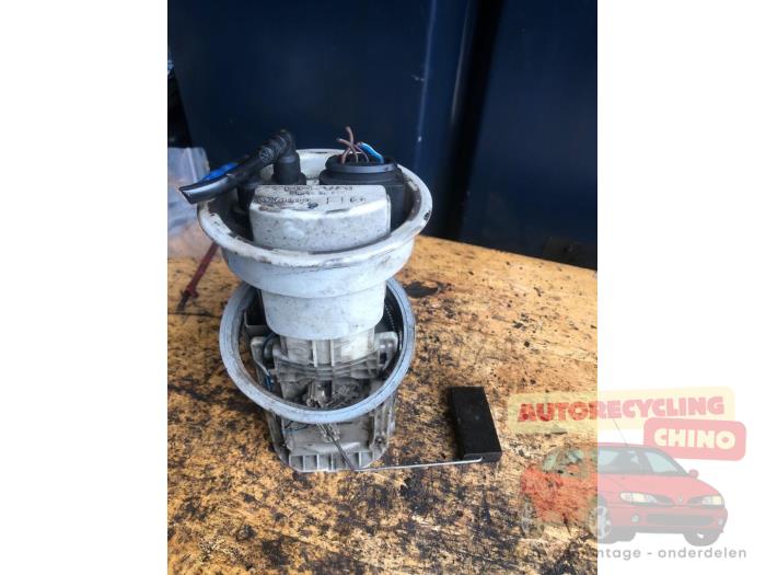 Begagnade Bensinpump Skoda Fabia II Combi 1.4i 16V Pris € 45,00 Marginaltabell erbjuds av Autorecycling Chino B.V.