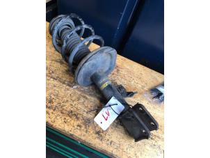Used Fronts shock absorber, left Citroen C4 Berline (LC) 1.6 HDi 16V 110 Price € 40,00 Margin scheme offered by Autorecycling Bart