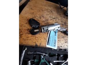 Used Ignition lock + key Citroen Jumpy (BS/BT/BY/BZ) 1.9Di Price € 40,00 Margin scheme offered by Autorecycling Bart