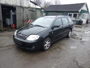 Used Front wing, left Toyota Corolla Wagon (E12) 2.0 D-4D 16V 115 Price € 75,00 Margin scheme offered by Autorecycling Bart