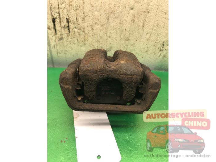 Gebrauchte Bremszange links hinten BMW 1 serie (E87/87N) 116i 1.6 16V Preis € 35,00 Margenregelung angeboten von Autorecycling Chino B.V.