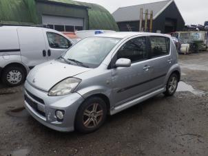 Used Tank cap cover Daihatsu Sirion 2 (M3) 1.3 16V DVVT Price € 35,00 Margin scheme offered by Autorecycling Bart
