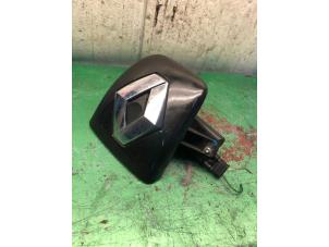 Used Tailgate switch Renault Clio II (BB/CB) 1.2 Price € 30,00 Margin scheme offered by Autorecycling Bart