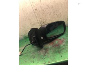Used Wing mirror, right Toyota Corolla Wagon (E12) 2.0 D-4D 16V 115 Price € 40,00 Margin scheme offered by Autorecycling Bart
