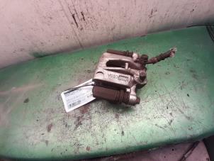 Used Rear brake calliper, left Toyota Corolla Wagon (E12) 2.0 D-4D 16V 115 Price € 45,00 Margin scheme offered by Autorecycling Bart