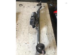 Used Wiper motor + mechanism Toyota Corolla Wagon (E12) 2.0 D-4D 16V 115 Price € 50,00 Margin scheme offered by Autorecycling Bart