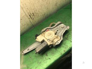 Used Rear door window mechanism 4-door, right Toyota Corolla Wagon (E12) 2.0 D-4D 16V 115 Price € 45,00 Margin scheme offered by Autorecycling Bart