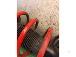 Used Front shock absorber, right Fiat Stilo (192A/B) 2.4 20V Abarth 3-Drs. Price € 45,00 Margin scheme offered by Autorecycling Bart