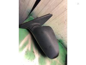Used Wing mirror, left Hyundai Coupe 1.6 16V Price € 35,00 Margin scheme offered by Autorecycling Bart