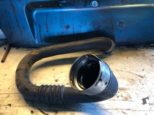 Used Turbo hose Renault Megane III Berline (BZ) 1.4 16V TCe 130 Price € 31,00 Margin scheme offered by Autorecycling Bart