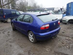 Used Extra window 4-door, left Seat Leon (1M1) 1.4 16V Price € 35,00 Margin scheme offered by Autorecycling Bart