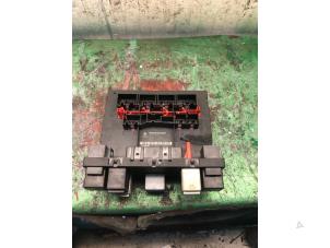 Used Fuse box Volkswagen Touran (1T1/T2) 1.9 TDI 105 Price € 40,00 Margin scheme offered by Autorecycling Bart