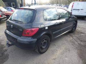 Used Door window 2-door, right Peugeot 307 (3A/C/D) 1.6 16V Price € 25,00 Margin scheme offered by Autorecycling Bart