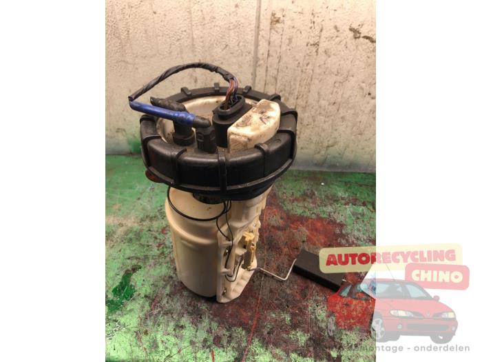 Gebrauchte Benzinpumpe Seat Leon (1M1) 1.4 16V Preis € 35,00 Margenregelung angeboten von Autorecycling Chino B.V.