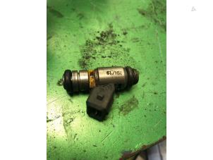 Used Injector (petrol injection) Fiat Grande Punto (199) 1.4 Price € 30,00 Margin scheme offered by Autorecycling Bart