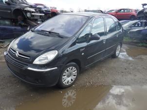 Used Extra window 4-door, front left Citroen Xsara Picasso (CH) 1.6i 16V Price € 50,00 Margin scheme offered by Autorecycling Bart