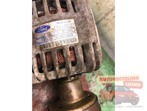 Dynamo van een Ford Fiesta 4 1.8 Di 2001