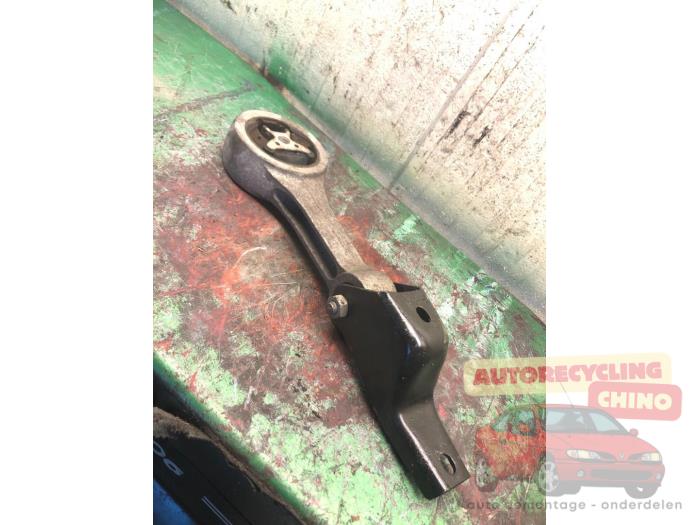 Used Engine mount Audi A1 Sportback (8XA/8XF) 1.0 TFSI Ultra 12V Price € 25,00 Margin scheme offered by Autorecycling Chino B.V.
