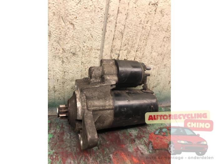 Begagnade Startmotor Volkswagen Golf IV (1J1) 1.6 16V Pris € 35,00 Marginaltabell erbjuds av Autorecycling Chino B.V.