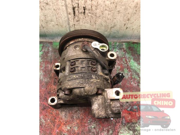 Usagé Pompe clim Nissan Almera (N15) 1.6 GX,SLX,SR 16V Prix € 100,00 Règlement à la marge proposé par Autorecycling Chino B.V.