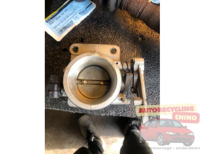 Gebrauchte Drosselklappengehäuse Renault Megane (BA) 1.6 16V Preis € 35,00 Margenregelung angeboten von Autorecycling Chino B.V.
