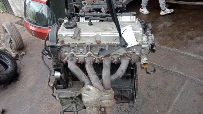 Motor van een Mitsubishi Eclipse (D5) 3.0 V6 24V 1999
