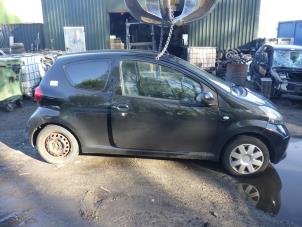Used Extra window 2-door, rear right Toyota Aygo (B10) 1.0 12V VVT-i Price € 50,00 Margin scheme offered by Autorecycling Bart