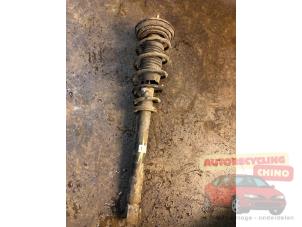 Gebrauchte Stoßdämpfer links hinten Mitsubishi Eclipse Spyder (D5) 2.4 RS 16V Preis € 40,00 Margenregelung angeboten von Autorecycling Chino B.V.