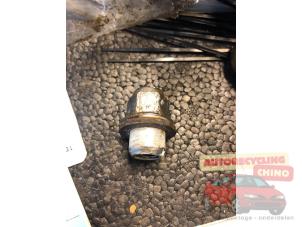 Gebrauchte Nabenmutter Mitsubishi Eclipse Spyder (D5) 2.4 RS 16V Preis € 45,00 Margenregelung angeboten von Autorecycling Chino B.V.