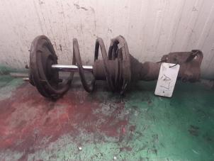 Used Fronts shock absorber, left Honda Civic (EP/EU) 1.4 16V Price € 40,00 Margin scheme offered by Autorecycling Bart