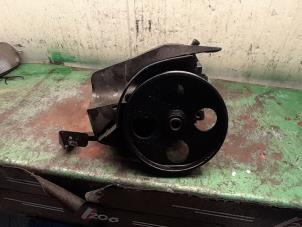 Used Power steering pump Citroen Xsara Picasso (CH) 1.6i 16V Price € 35,00 Margin scheme offered by Autorecycling Bart