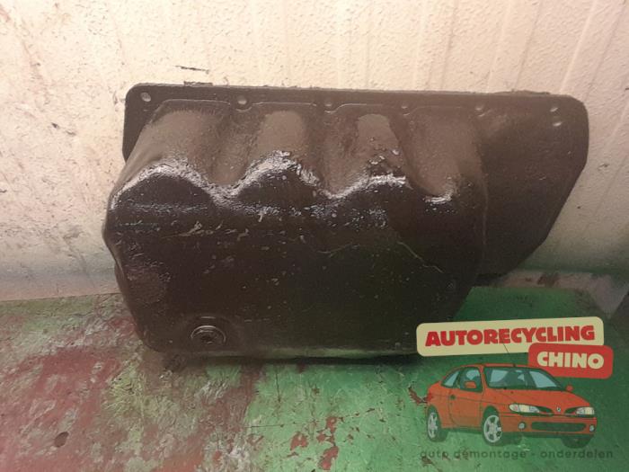 Usagé Couvercle carter Peugeot 207/207+ (WA/WC/WM) 1.4 16V VTi Prix € 40,00 Règlement à la marge proposé par Autorecycling Chino B.V.