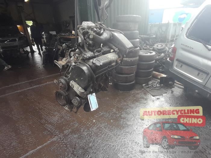 Begagnade Motor Suzuki Alto (RF410) 1.1 16V Pris € 200,00 Marginaltabell erbjuds av Autorecycling Chino B.V.