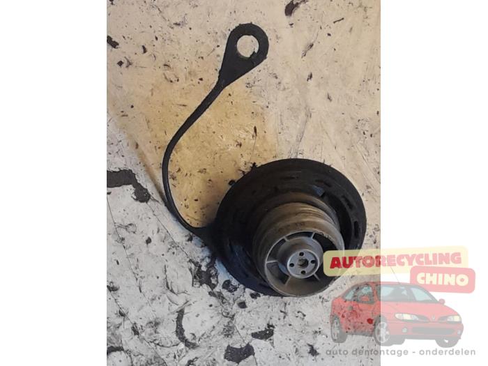 Tanklock från en Opel Astra H (L48) 1.4 16V Twinport 2005