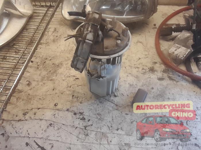 Gebrauchte Benzinpumpe Alfa Romeo 147 (937) 2.0 Twin Spark 16V Preis € 35,00 Margenregelung angeboten von Autorecycling Chino B.V.