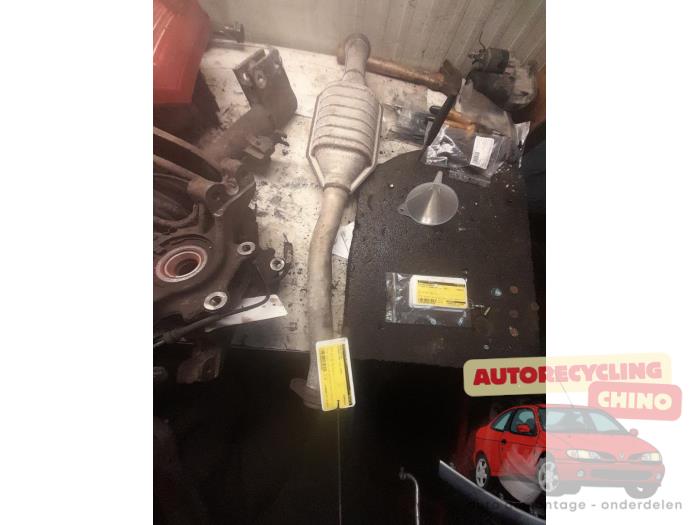 Gebrauchte Katalysator Citroen Saxo 1.4i SX,VSX Preis € 75,00 Margenregelung angeboten von Autorecycling Chino B.V.