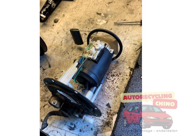 Begagnade Bensinpump Hyundai Getz 1.3i 12V Pris € 35,00 Marginaltabell erbjuds av Autorecycling Chino B.V.