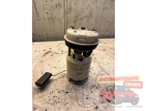 Używane Pompa benzynowa Mitsubishi Carisma 1.6i 16V Cena € 35,00 Procedura marży oferowane przez Autorecycling Chino B.V.
