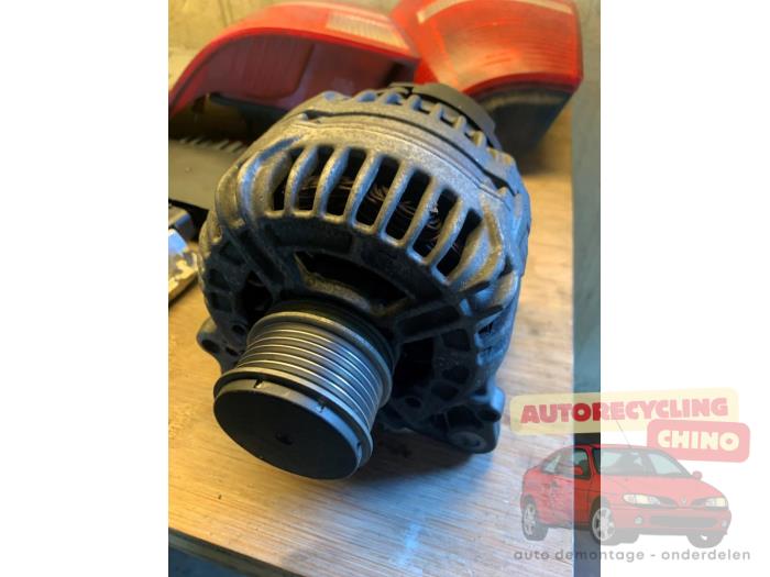 Usagé Dynamo Volkswagen Golf IV Variant (1J5) 1.9 TDI 100 Prix € 40,00 Règlement à la marge proposé par Autorecycling Chino B.V.