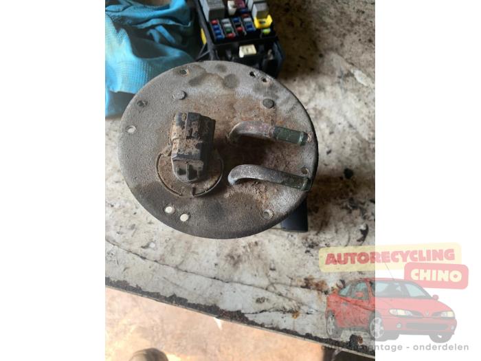 Begagnade Bensinpump Kia Carnival 2 (FIB/FLD) 2.5 V6 24V Pris € 50,00 Marginaltabell erbjuds av Autorecycling Chino B.V.