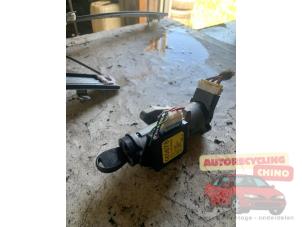 Gebrauchte Zündschloss + Schlüssel Chevrolet Matiz (M200) 0.8 S,SE Preis € 45,00 Margenregelung angeboten von Autorecycling Chino B.V.