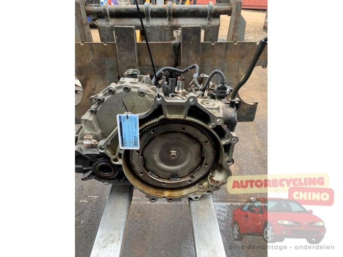 Gebrauchte Getriebe Kia Carnival 2 (FIB/FLD) 2.5 V6 24V Preis € 500,00 Margenregelung angeboten von Autorecycling Chino B.V.