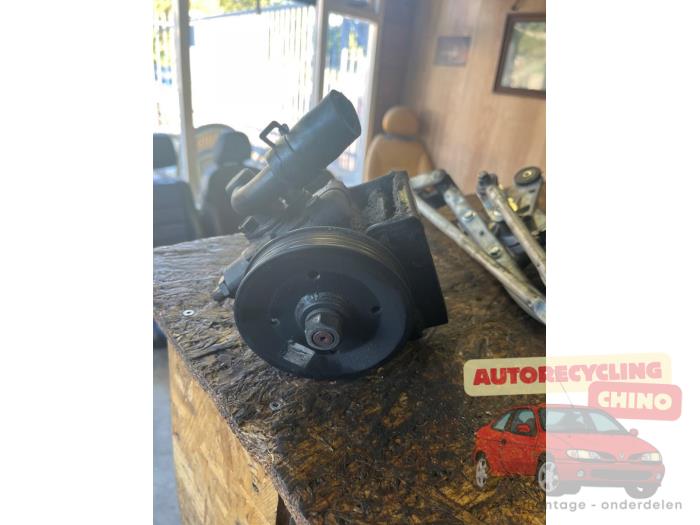 Usagé Pompe de direction Chevrolet Matiz (M200) 0.8 S,SE Prix € 40,00 Règlement à la marge proposé par Autorecycling Chino B.V.