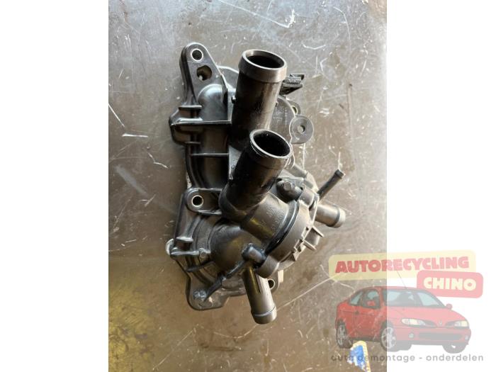 Begagnade Vattenpump Audi A1 Sportback (8XA/8XF) 1.0 TFSI Ultra 12V Pris € 50,00 Marginaltabell erbjuds av Autorecycling Chino B.V.