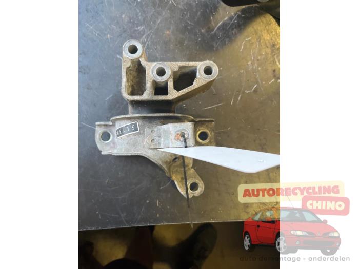 Used Engine mount Fiat 500 (312) 1.4 16V Price € 20,00 Margin scheme offered by Autorecycling Chino B.V.
