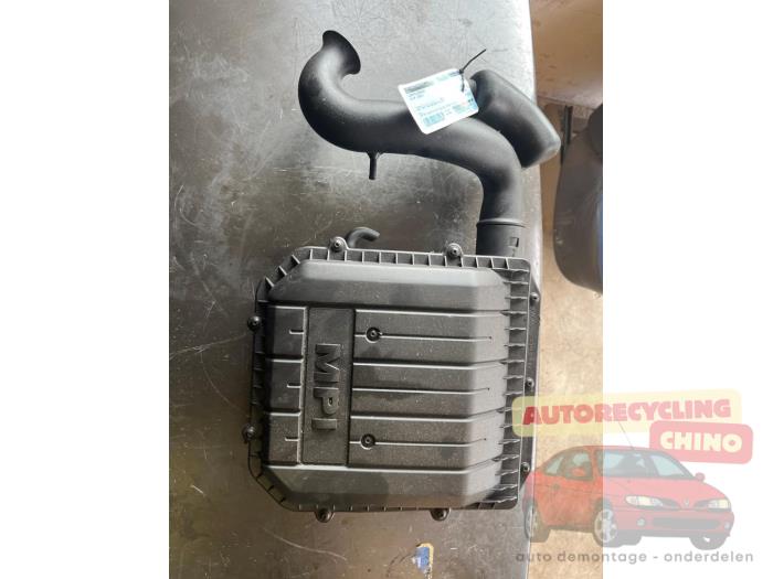 Gebrauchte Luftfiltergehäuse Volkswagen Up! (121) 1.0 12V 60 Preis € 30,00 Margenregelung angeboten von Autorecycling Chino B.V.