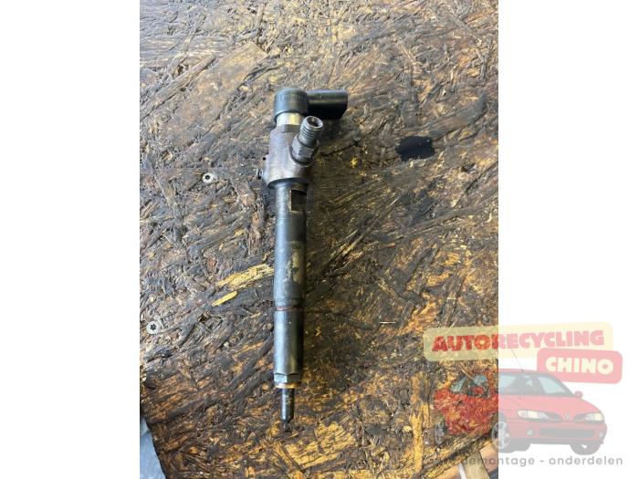 Usagé Injecteurs Renault Clio III (BR/CR) 1.5 dCi 105 Prix € 75,00 Règlement à la marge proposé par Autorecycling Chino B.V.