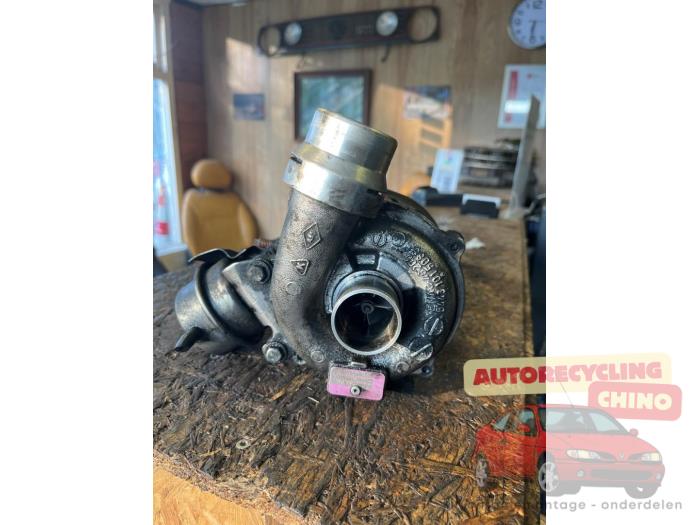 Gebrauchte Turbo Renault Clio III (BR/CR) 1.5 dCi 105 Preis € 75,00 Margenregelung angeboten von Autorecycling Chino B.V.