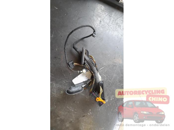 Begagnade Kablage Volkswagen Polo V (6R) 1.2 TSI Pris € 75,00 Marginaltabell erbjuds av Autorecycling Chino B.V.